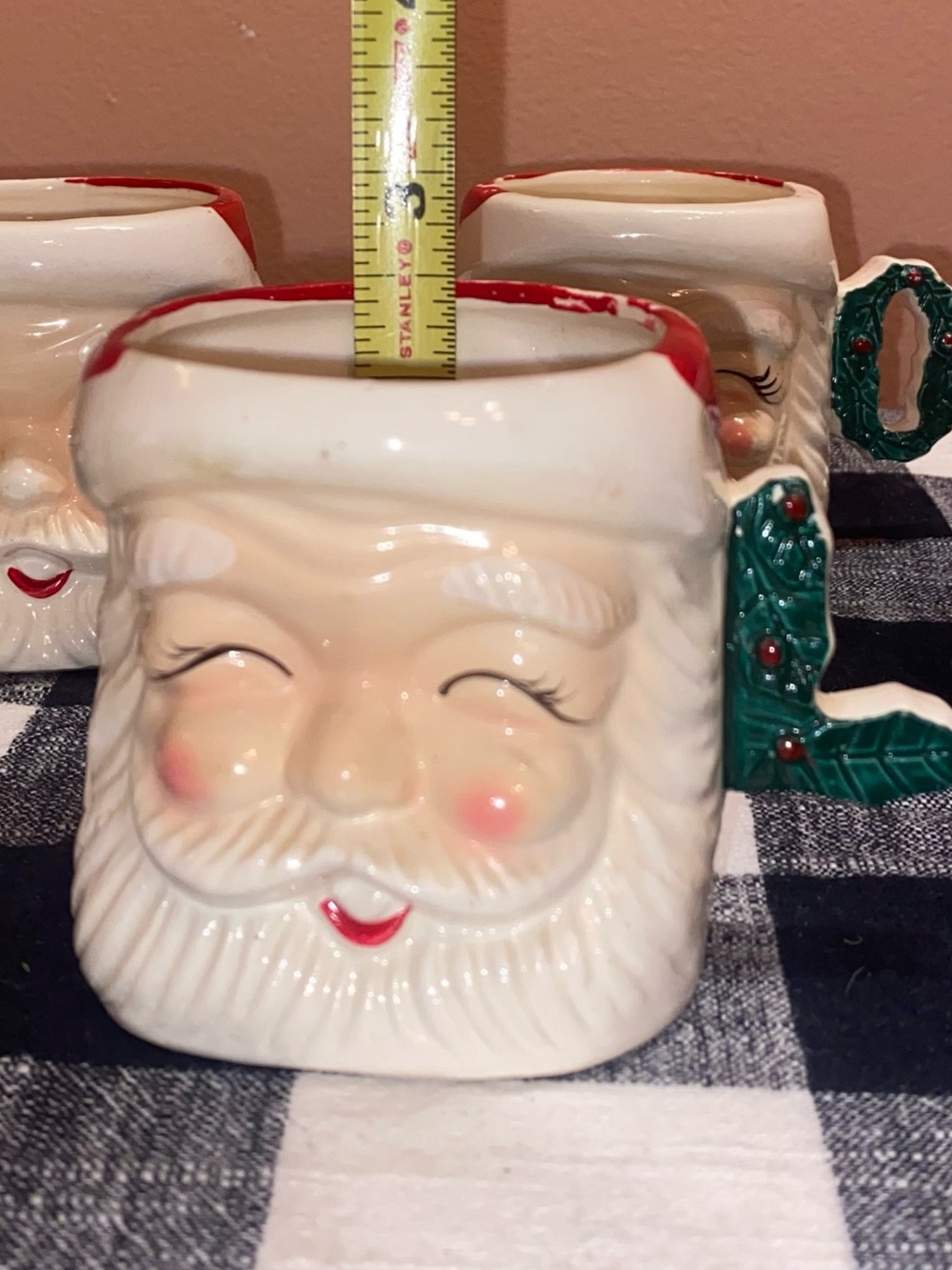 COMMODORE Vintage Mid-Century Ceramic“NOEL” Winking Santa Small Mug Set (4) - Picture 15 of 16